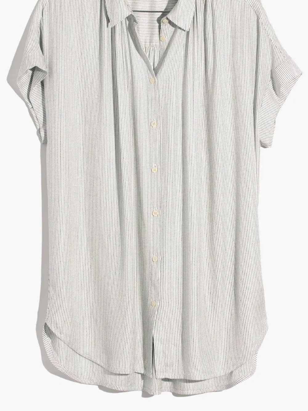 Madewell Women’s Central Shirt
Luis Stripe
Size Medium - Picture 4 of 6